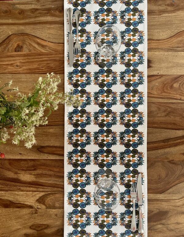 Acquarius table runner, chestnut print in orange